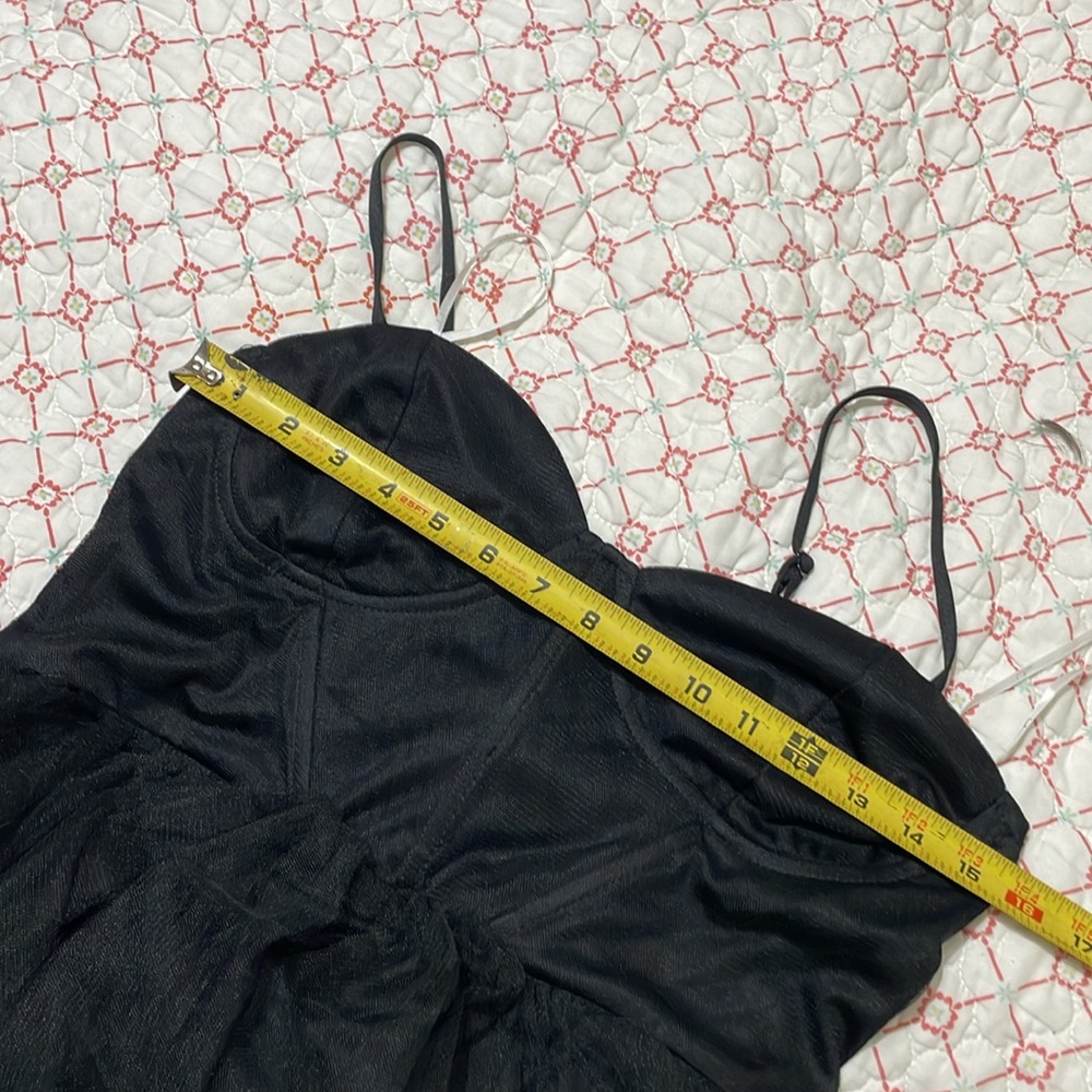Lulu slip style corset, tiered ruffle gown - Picture 7 of 8